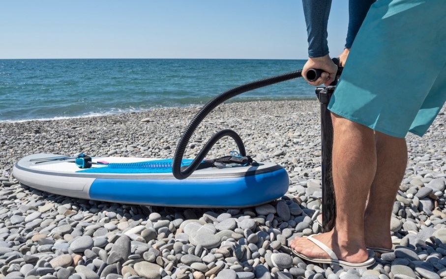 inflating paddleboard